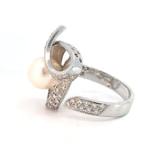 Hafner White 18K Gold Pearl & Diamonds 0,59 ct Cocktail Ring with Swirling Accents