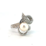 Hafner White 18K Gold Pearl & Diamonds 0,59 ct Cocktail Ring with Swirling Accents