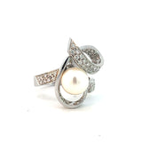 Hafner White 18K Gold Pearl & Diamonds 0,59 ct Cocktail Ring with Swirling Accents