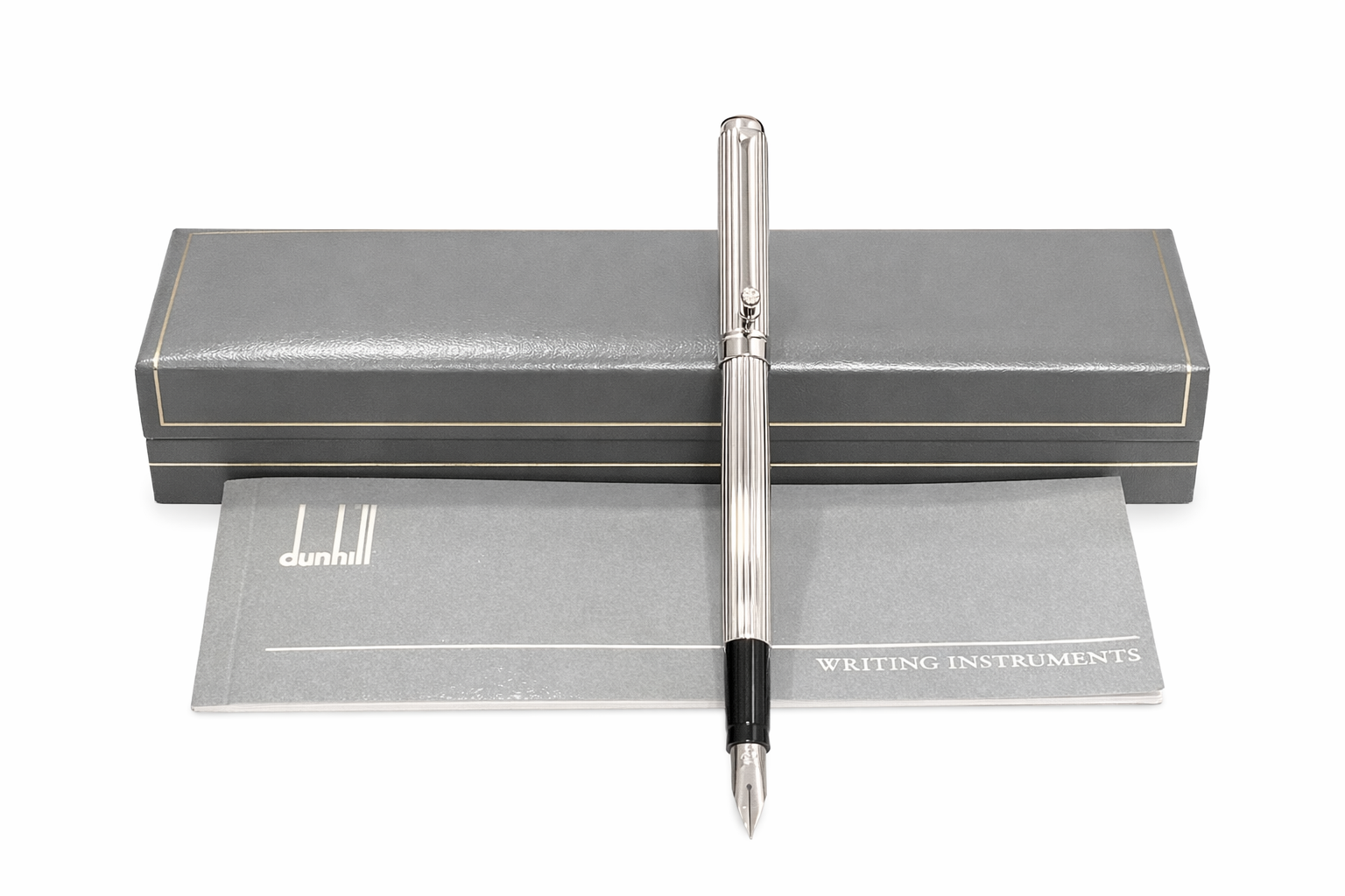 Dunhill white gold fountain pen with diamond detail in original presentation box with certificate