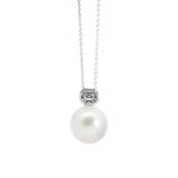 White Gold Necklace with a Pearl and Diamonds