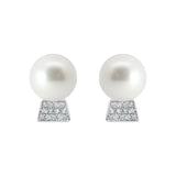 Perle de Culture Earrings with Diamonds