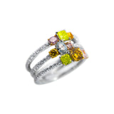 Ring WG GG with Orangy Green and Pink Diamond