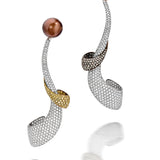 Golden Earrings with Diamonds and Pearls
