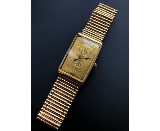 CORUM Luxusuhr aus 18K Gold – Quartz – Sammlerstück
